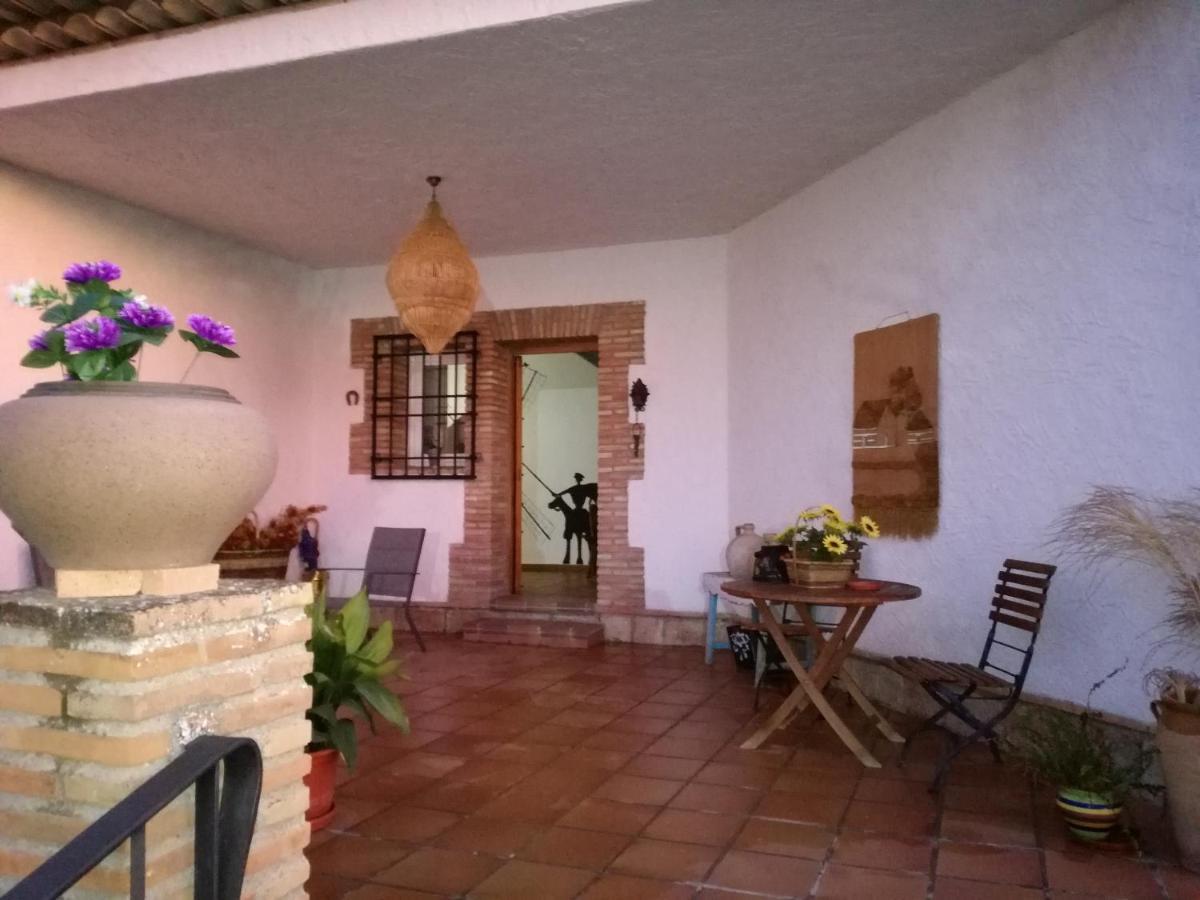Casa Rural La Amistad Burguillos de Toledo Exterior photo