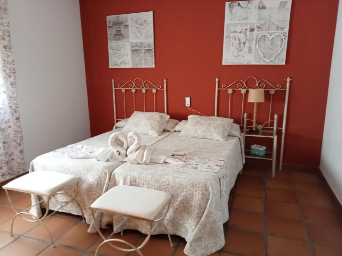 Casa Rural La Amistad Burguillos de Toledo Exterior photo