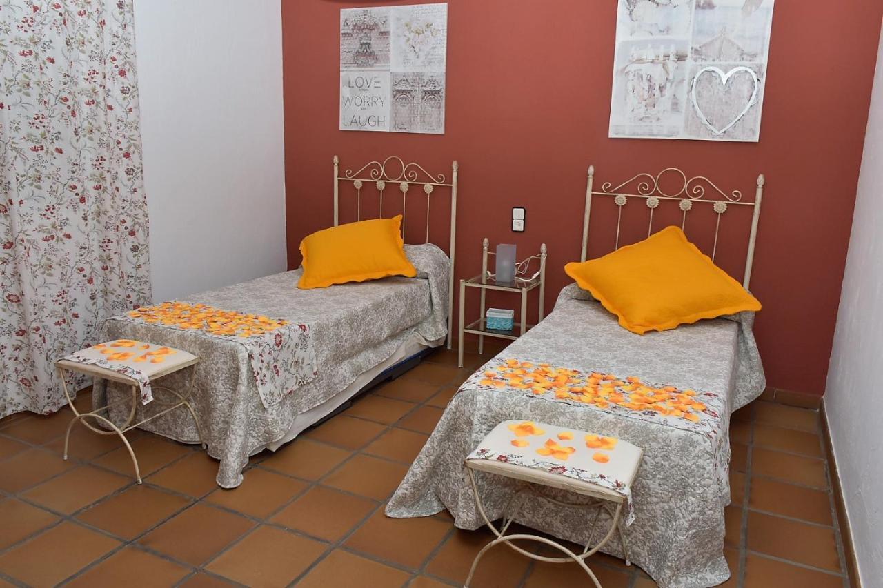 Casa Rural La Amistad Burguillos de Toledo Exterior photo